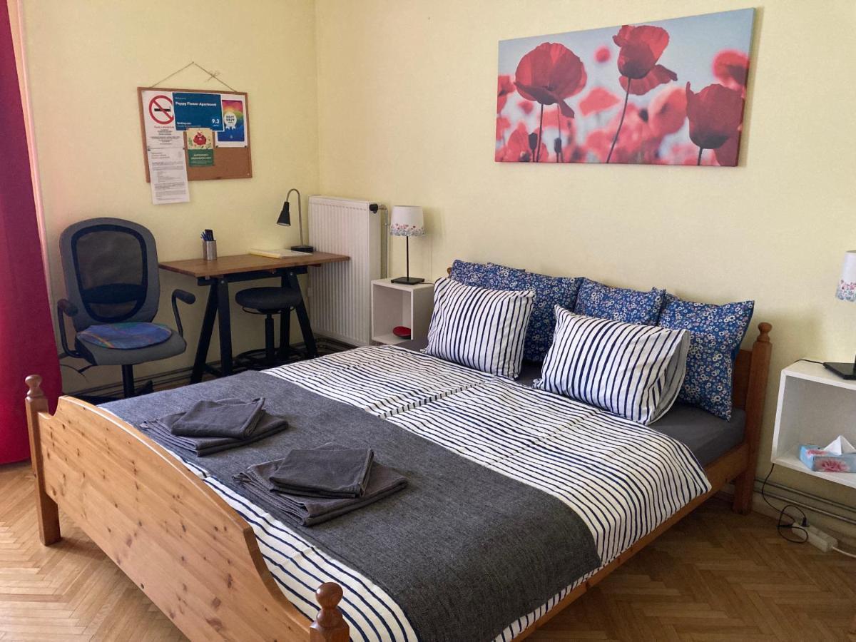 Poppy Flower Apartment บูดาเปสต์ ภายนอก รูปภาพ