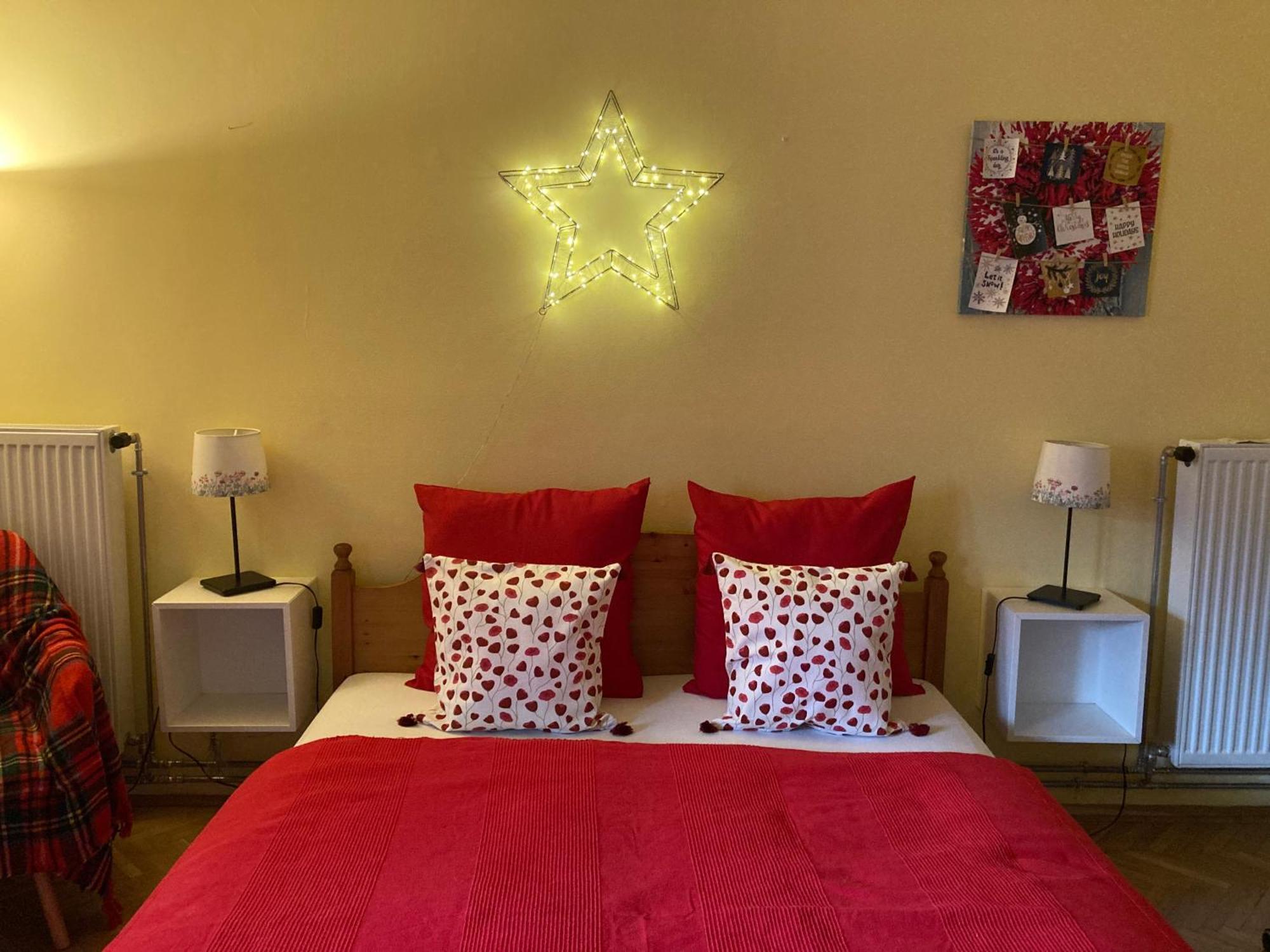 Poppy Flower Apartment บูดาเปสต์ ภายนอก รูปภาพ