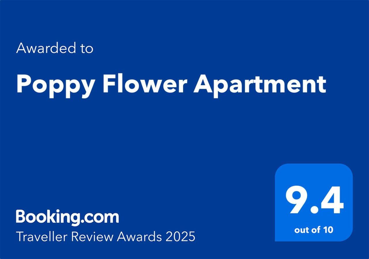 Poppy Flower Apartment บูดาเปสต์ ภายนอก รูปภาพ